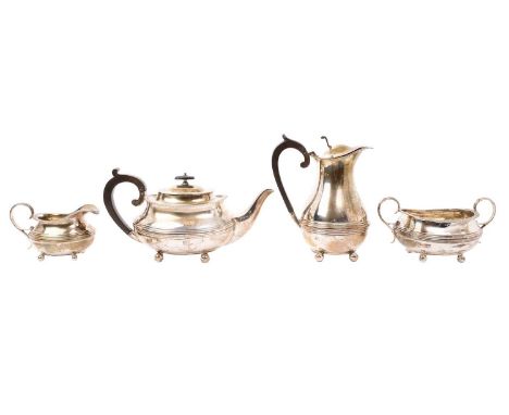 Early George V silver four piece tea set, comprising tea pot of compressed baluster form, with reeded decoration and gadroone
