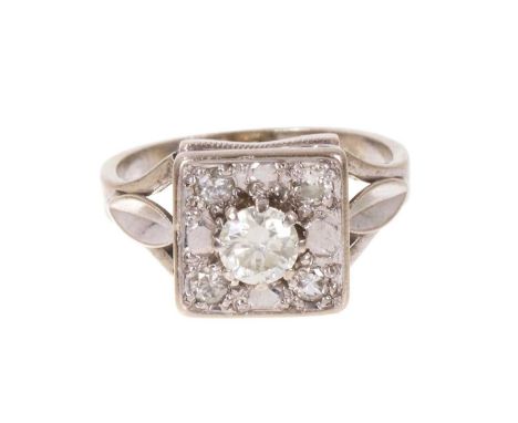 Art Deco style diamond cluster ring with a square plaque set with a central brilliant cut diamond estimated to weigh approxim