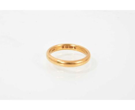 22ct wedding ring, hallmarked London 1955, ring size M½Clear hallmarks , no evidence of re-sizing, weighs approximately 5.9 g