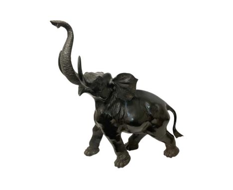 Impressive bronze elephant, in the Japanese tradition, approximately 75cm long x 77cm highMinor wear, no discernible damage