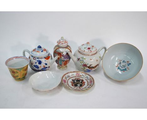 A quantity of Chinese Export porcelain, comprising: a teapot and domed cover; a famille rose tea-caddy with domed cover; a Ch