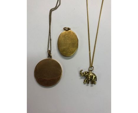 A 9ct yellow gold pendant in the form of an elephant, on 9ct yellow gold fine trace chain approx 5.3g to/w an oval 15ct locke