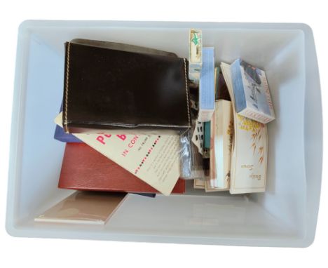BOX OF PLAYING CARDS TO INCLUDE BRIDGE 
