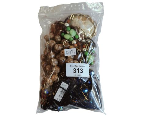 BAG OF VINTAGE &amp; OTHER JEWELLERY 