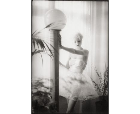 Marquardt, Sven -- Fashion. 1980s. Vintage gelatin silver print. 20,6 x 14 cm. Photographer's stamp on the verso.Corners bump