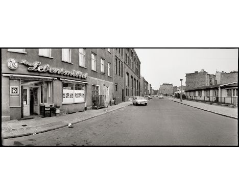 [*] Sewcz, Hans Martin -- "Auguststr. Berlin". 1979/printed later. Panoramic gelatin silver print. 24 x 57,4 cm (30,8 x 60 cm