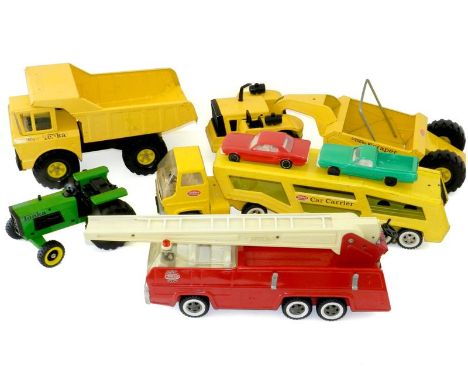 Tonka "Mighty" Series pressed steel vehicles, early 1970s: No.2960 Aerial Ladder Fire Engine, ladder raises, red and white, 2