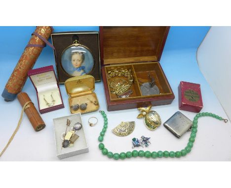 Assorted items including brooches, Greco stone necklace, silver cufflinks, gold fronted cufflinks, silver and marcasite earri