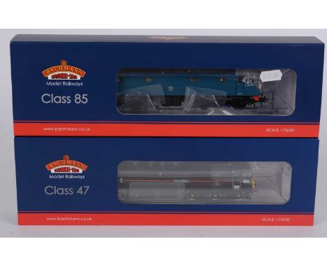 Two Bachmann diesel electric 00-gauge locomotives, comprising, 31-679 type AL5 electric E3095; and 32-815Z class 47 diesel, P