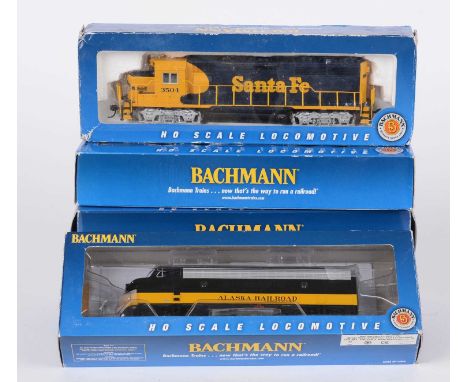 Five Bachmann HO-gauge model locomotives, all American outline diesel electric, boxed.