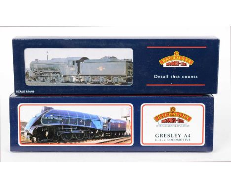 Two Bachmann 00-gauge steam locomotives and tenders, comprising: 31-951A, A4 Union of South Africa; and 31-559, V2 Green Arro