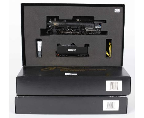 Ho-gauge American-Outline 2-6-6-2 articulated steam locomotive; and two 4-8-2 mountain locomotives by Bachmann in boxes (3).