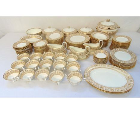Wedgwood Gold Florentine W4219 dinner service to include plates, bowls, a soup tureen with cover and stand, covered serving d