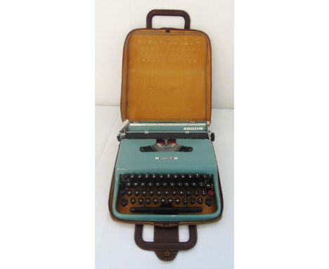 Olivetti Lettera 22 portable typewriter in original case with carrying handle