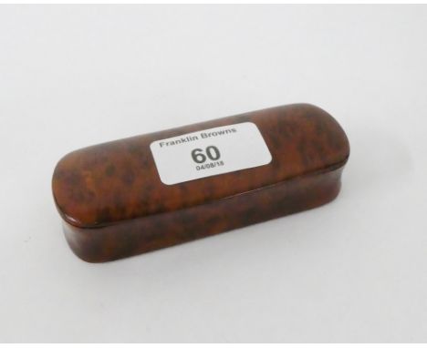 Early 19th century Smith of Mauchline burrwood snuff box with rounded ends and lead lined interior, 10cm long 