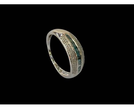 9 carat white gold, emerald and diamond ring, size S.