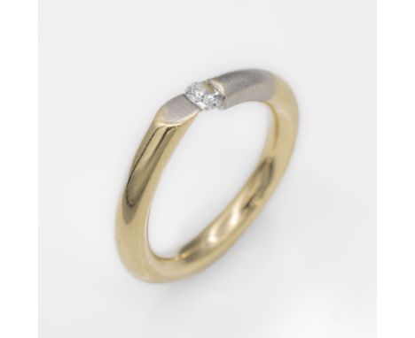 14 kt Gold Spannring mit Brillant,   GG/WG 585/000 gepr.,   Brillant ca. 0.17 ct feines Weiß/si2, total ca. 7.2 g, RW 55 Schä