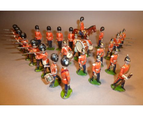 Britains Infantry of the Line and Foot Guards Set 30, Drums and Bugles of the Line, SECOND VERSION with movable arm Bass Drum