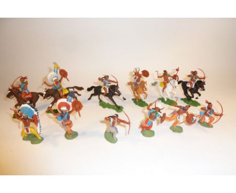 * Herald, a near complete set H7525 Swoppet Indians, mounted and on foot first series, colour variations, mounted chief with 