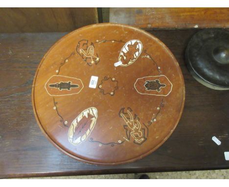 QUANTITY OF VARIOUS ABORIGINAL AND OTHER TRIBAL ART INCLUDING BOOMERANG ETC 