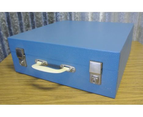 VINTAGE/ RETRO - A beautiful Brexton Sirram picnic suitcase style picnic set in blue, containing 4 cups, saucers, side plates