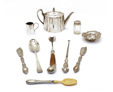 A collection of silver items, a table spoon, London 1768, 21cm long, a silver mounted and horn stilton scoop, 26.5cm long, a 