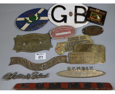 Tin of assorted automobilia items to include Comer vehicle badge, Albion Chiefdom, Scottish saltire badge, GB badge, various 