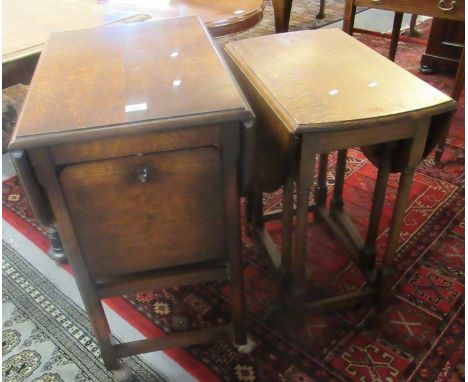 Mid 20th century oval oak drop leaf, gate leg tea table, together with an oak drop leaf tea trolley on shepherd castors. (2)(