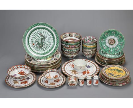 A LARGE QUANTITY OF VINTAGE CHINESE HONG KONG YUET TUNG PORCELAIN. Comprising porcelain of various decoration to include seve