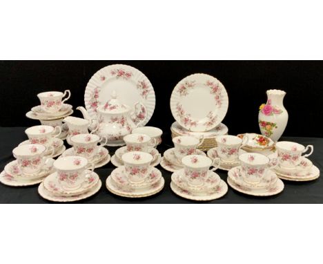 Royal Albert Lavender Rose tea service for twelve including; a tea pot, milk jug, sugar bowl, twelve tea cups and saucers, si