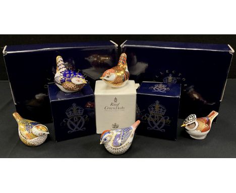 Royal Crown Derby paperweights including; Collectors Gulid Firecrest tit, gold stopper, another similar, silver stopper, Derb