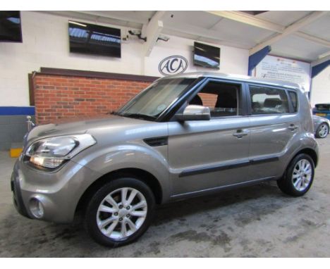 Make &amp; Model: Kia Soul 2Date of Reg: ET12 BHWColour: Silvercc: 1591MoT: 07-09-2022Fuel Type: PETROLMileage: 86kTransmissi