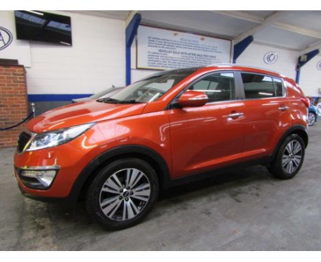 Make &amp; Model: Kia Sportage 3 iSG CRDiDate of Reg: FJ15 XGKColour: Orangecc: 1685MoT: 12-11-2022Fuel Type: DIESELMileage: 