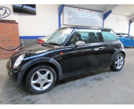 Make &amp; Model: Mini OneDate of Reg: YP51 XBWColour: Blackcc: 1598MoT: 21-01-2022Fuel Type: PETROLMileage: 122kTransmission