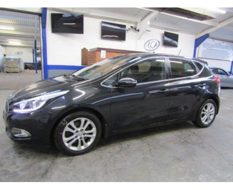 Make &amp; Model: Kia Ceed 3 Ecodynamics CRDiDate of Reg: RX63 SYUColour: Blackcc: 1582MoT: 12-12-2021Fuel Type: DIESELMileag