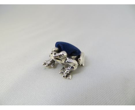 925 Silver frog pin cushion. Weight: 9.1g