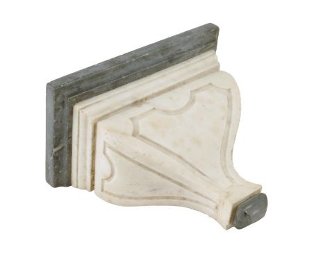 A marble bracket, the white ogee body with grey marble top moulding and bottom finial, 7in (17.5cm) high, 8.25in (21cm) wide.