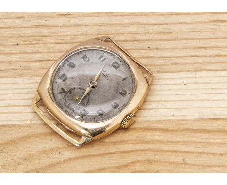 A vintage Avia 9ct gold cased mid size wristwatch head, 27mm, silvered dial, appears to run, 14.2g 