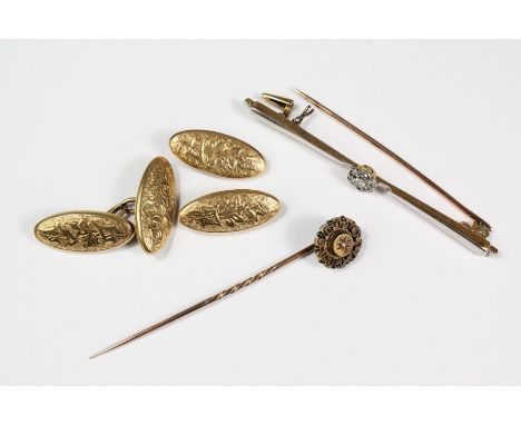 Collection of Gentleman's jewellery, including 15ct gold cufflinks (af), 9ct gold tie pin and an antique yellow gold and diam