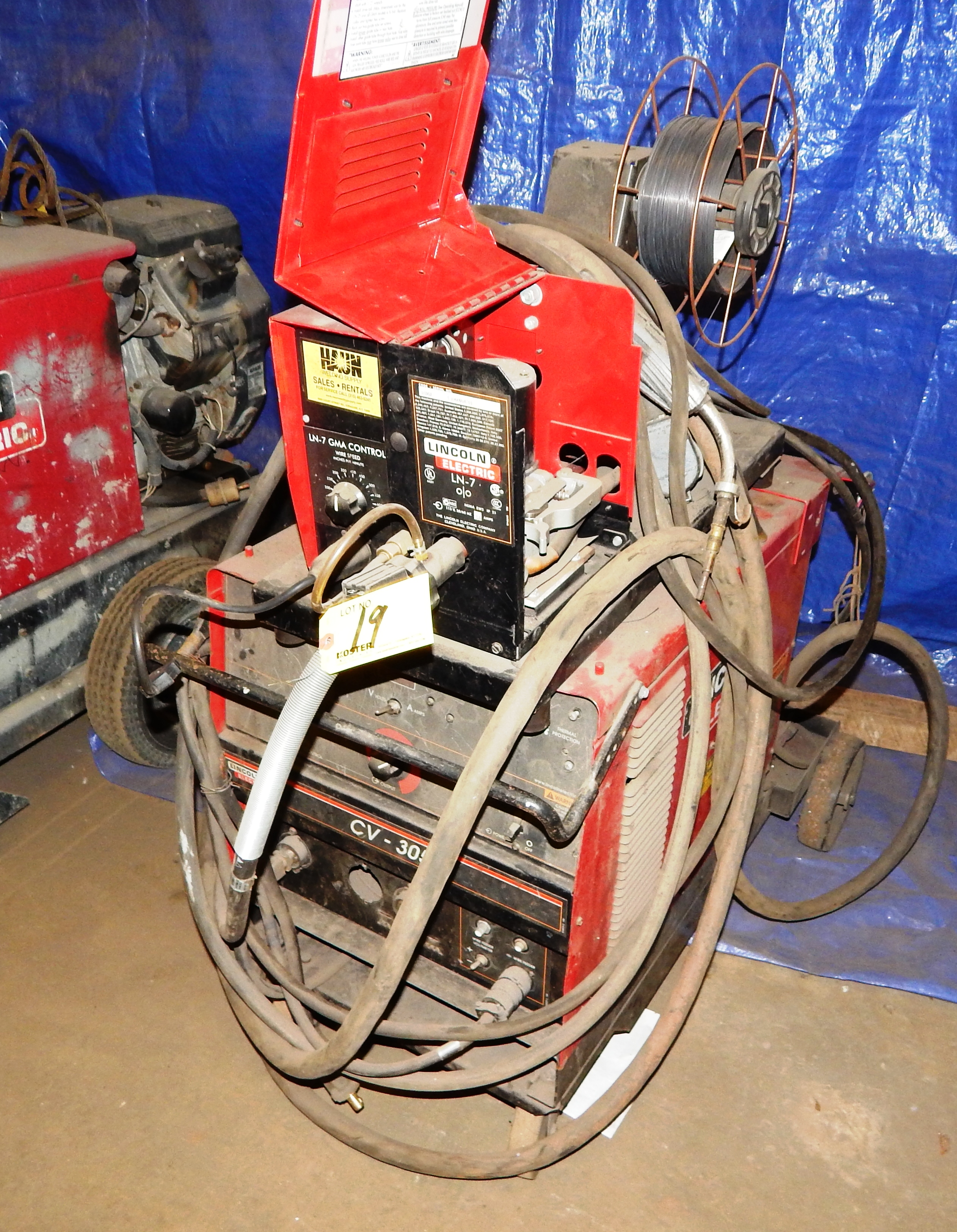 LINCOLN ELECTRIC MDL. #CV-305 ARC WELDER WITH LN-7 WIRE FEEDER S/N