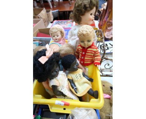 8 vintage dolls and clothing 
