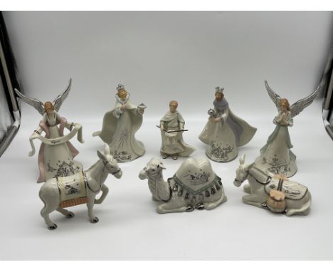 Collection of Hawthorn Village Silver Blessing Nativity Sculptures. 
All in good condition with no damage, other than Devoted