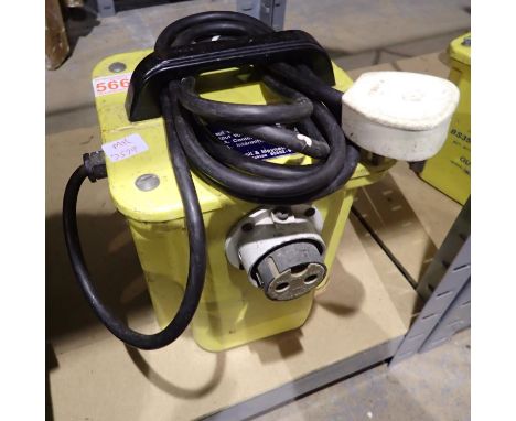 Carroll &amp; Meynell 230-50v transformer. All electrical items in this lot have been PAT tested for safety and have passed. 