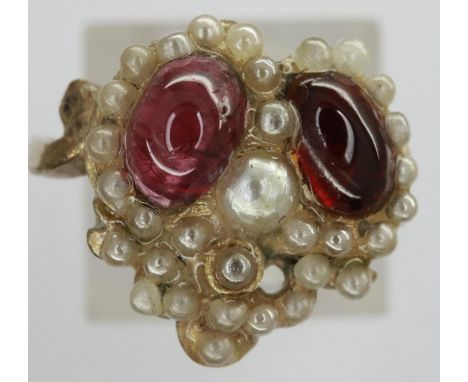 Victorian 9ct gold garnet cabochon and seed pearl cluster dress ring, the head in the form of a heart, size K/L, 2.8g. P&amp;