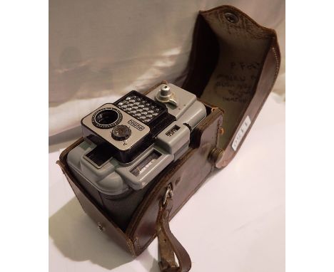 Cased Eumig movie camera. P&amp;P Group 1 (£14+VAT for the first lot and £1+VAT for subsequent lots) 