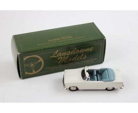 Vintage Boxed Lansdowne model 1963 Hillman Superminx convertable diecast model LDM13  Item is in good vintage condition Pleas