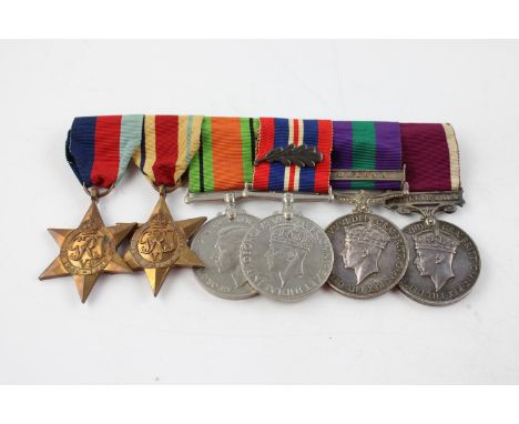 WW2 officers medal group w/ MID Oakleaf  Inc GSM Malaya medal named Captain BE Peart EME, long service medal named Lieutenant