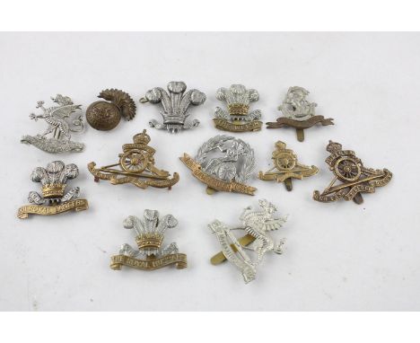 12 assorted vintage military cap badges includes WW1 and WW2 Etc 