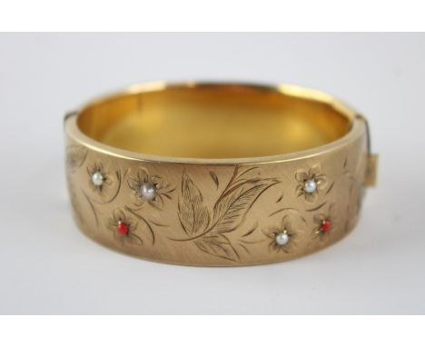 Vintage 9ct metal core coral and pearl cuff bangle 