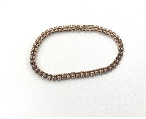 Vintage approx 1.50ct brilliant cut diamond tennis bracelet in 14 karat gold (13.5g) 